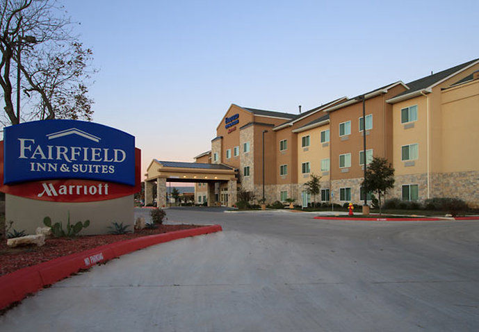 Fairfield Inn And Suites By Marriott San Antonio Boerne Ngoại thất bức ảnh